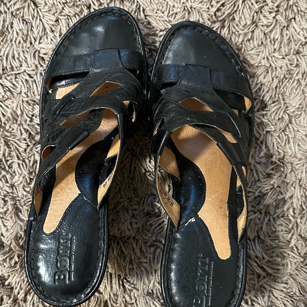 Born handcrafted foot wear wedges